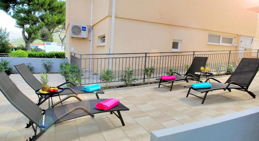 Bacan Family Apartments photo