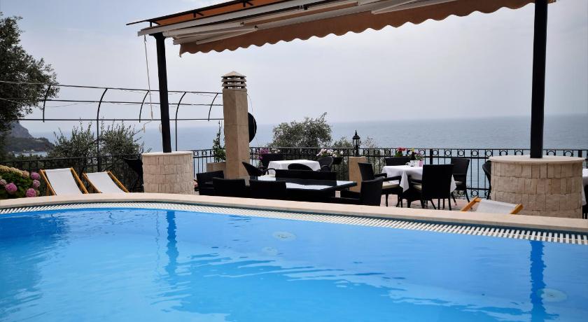 Monte Perla Residence photo