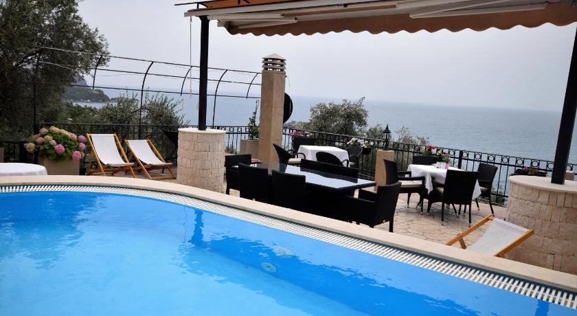 Monte Perla Residence photo