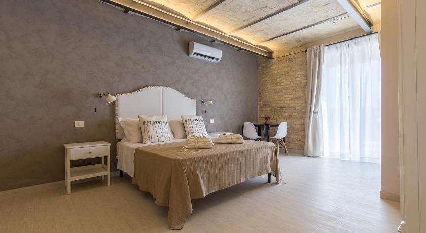 Al Faro Bianco B&B e Residence con parcheggio
