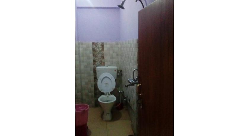 Ishwari Narayani Hotel photo