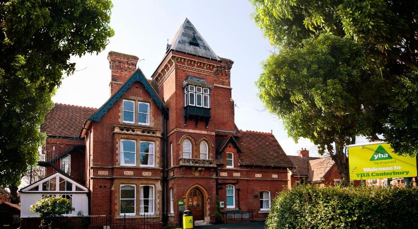 YHA Canterbury Hostel photo