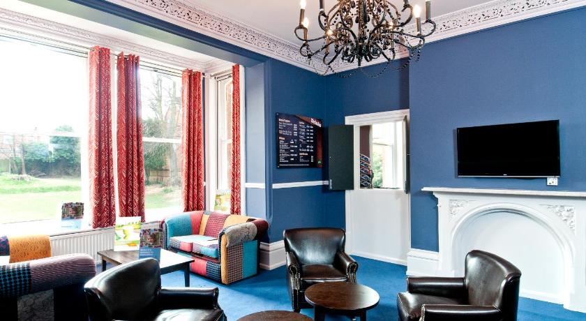 YHA Canterbury Hostel photo