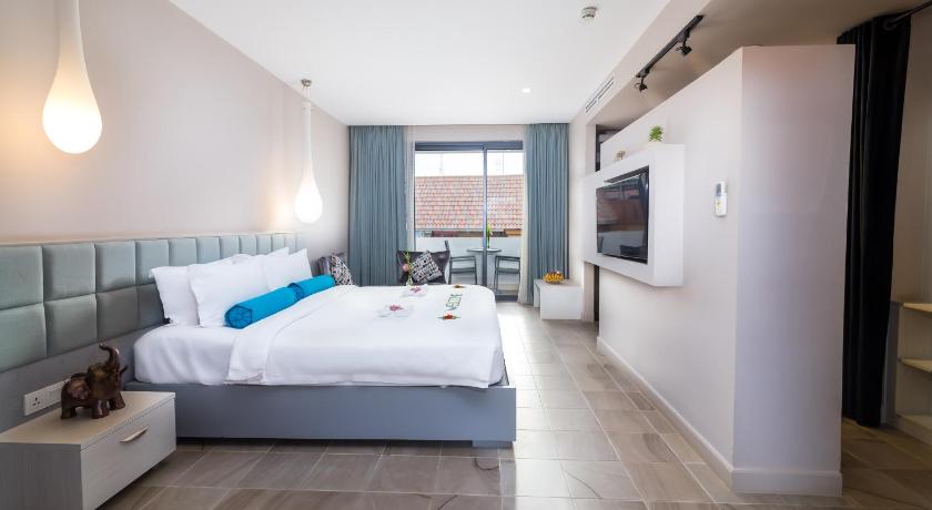 Image of Superior King Room 5