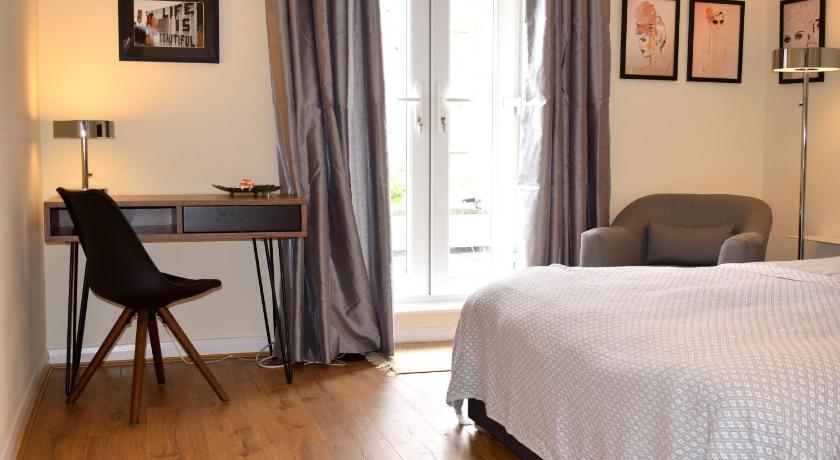 Modern 2 Bedroom Apartment In Queen S Park London Agoda Com