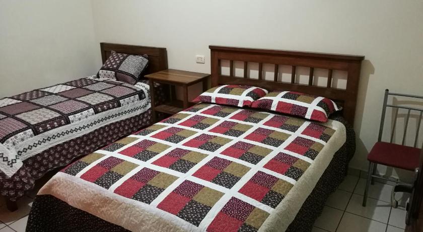 Mainumbi House photo