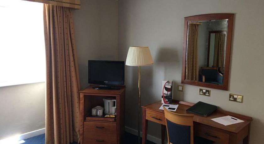 Red Lion Hotel