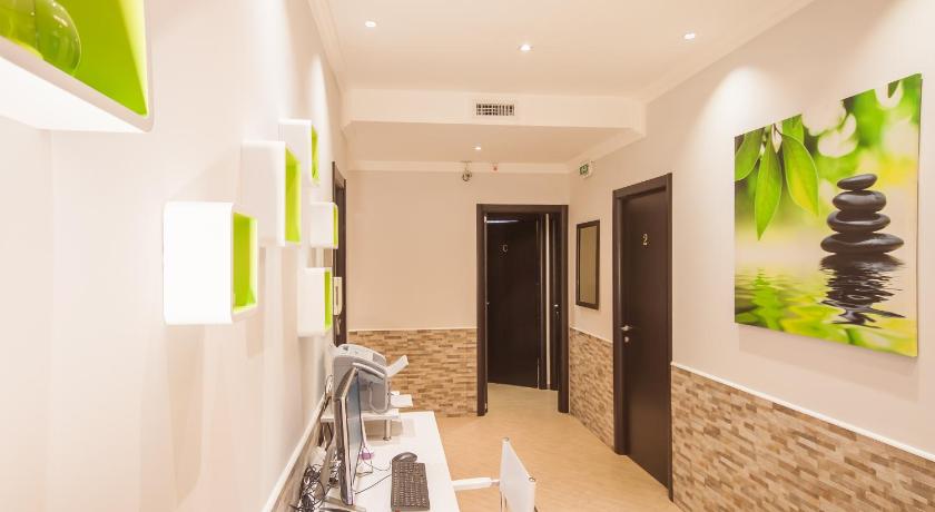 ローマ Rome Kings Suite 3つ星 ホテル スイート