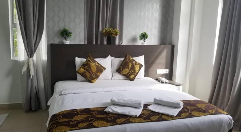 Image of Deluxe King Room 1