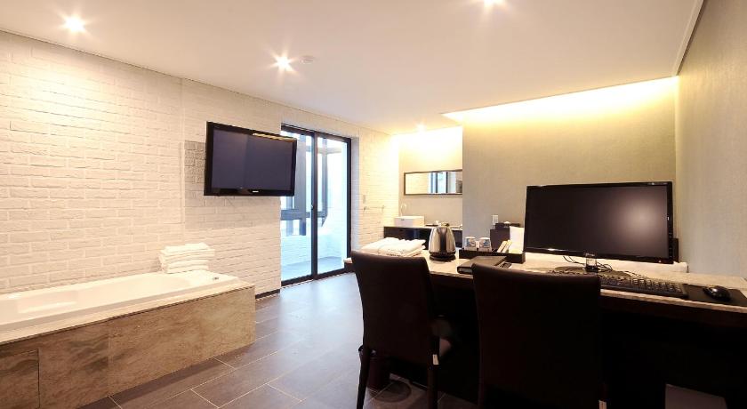 プサン Queens Hotel Seomyeon 3つ星 ホテル スイート