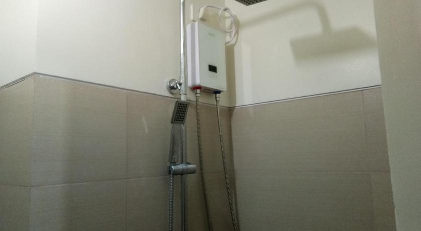 Wind Residences Tower 4 2301 photo