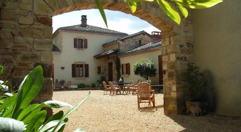 Domaine les Pins — Hotel in Lanouaille