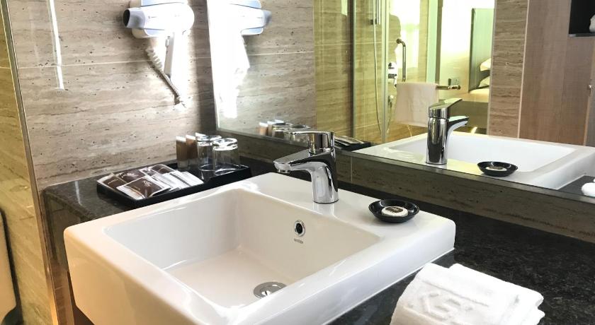 Johor Bahru KSL HOT SPRING RESORT 4-Star Hotel pool