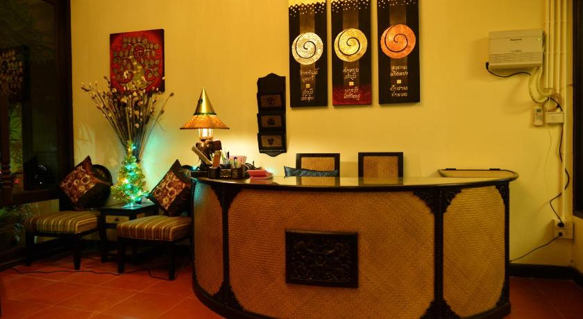 メーサイ（チェンライ） Ban Kong Kam 3つ星 ホテル プール