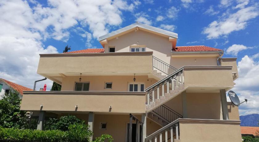 Apartmani Beljkas — Hotel in Tivat