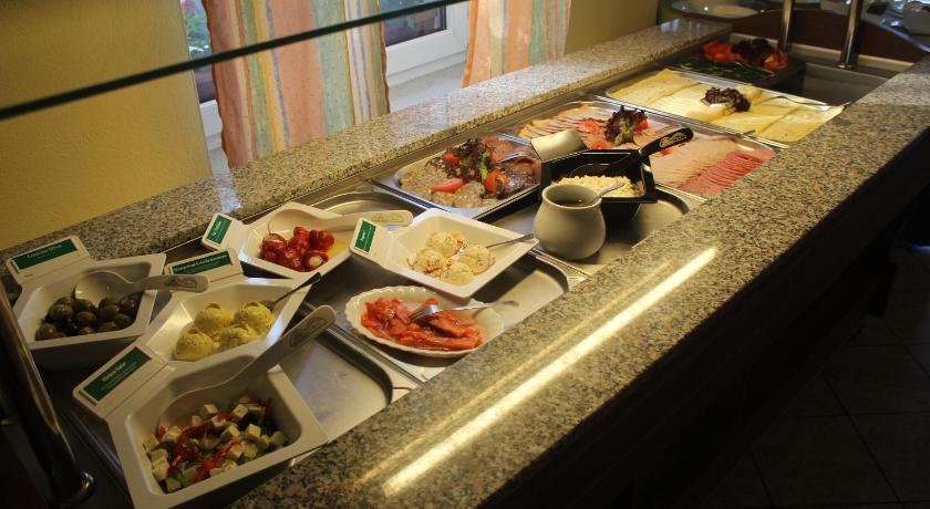 ツィッタウ Hotel Riedel ホテル 施設