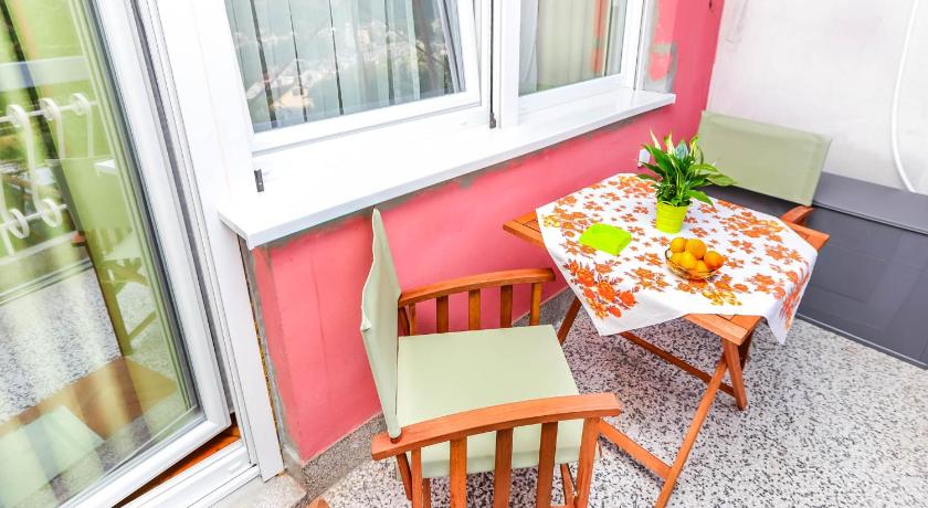 Apartment Little Paradise - In the city center photo