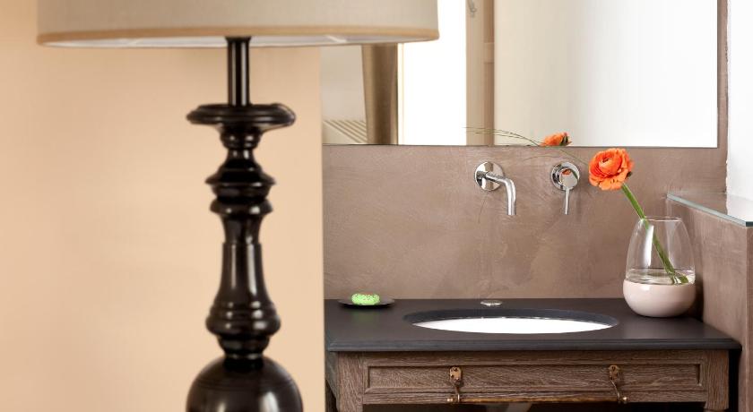 Image of Junior Suite 6