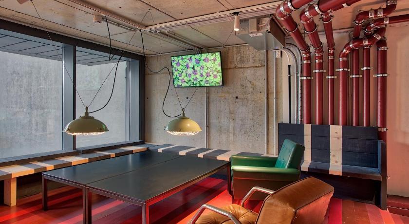 Ruang bersama/area TV Anda Venice