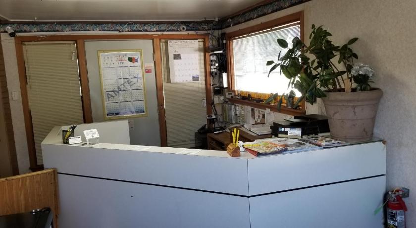 Wolds Motel - Mt. Pleasant photo