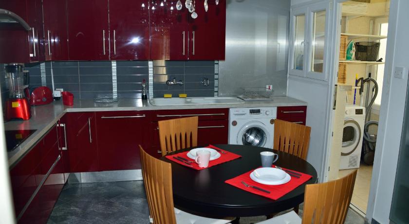 50 meters to the beach 3bdr appartment - image 16