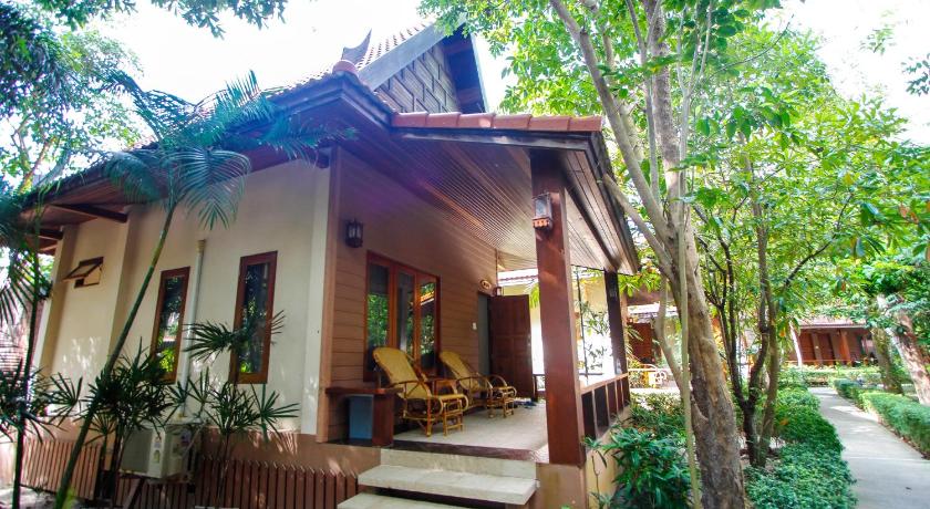Image of Deluxe Villa Garden View 1