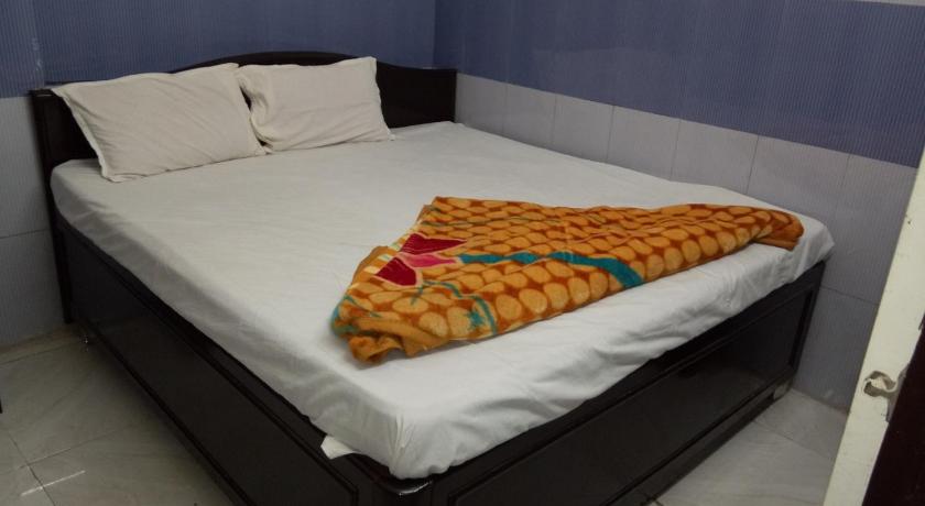 Hori Om Palace — Hotel in Neemuch