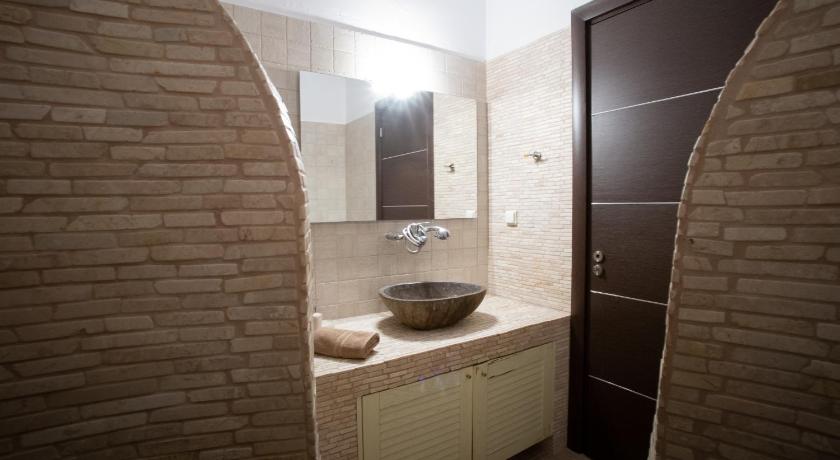 Paros Central house photo