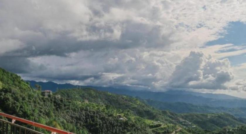 Breath-taking valley view rooms in shimla photo