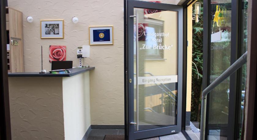 Hotel Zur Brucke photo