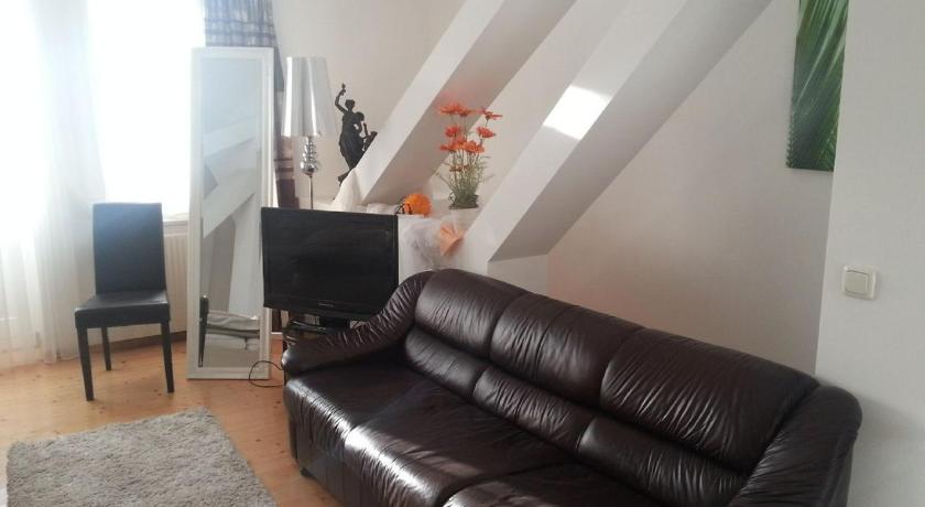 Bild av Dubbelrum Large med balkong (Large Double Room with Balcony) 5