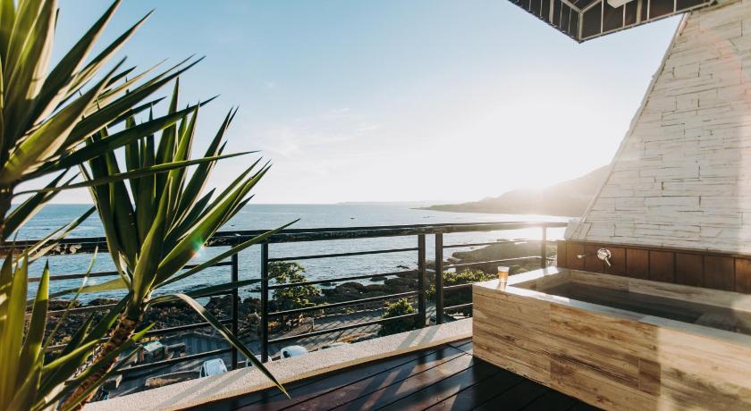 Image of Premier Seaview 4