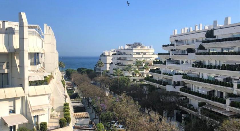 Riyadh House Marbella — Hotel in Marbella