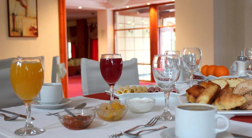 Famissi Eden Hotel