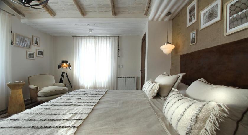 Image of Superior Double or Twin Room with Terrace 3