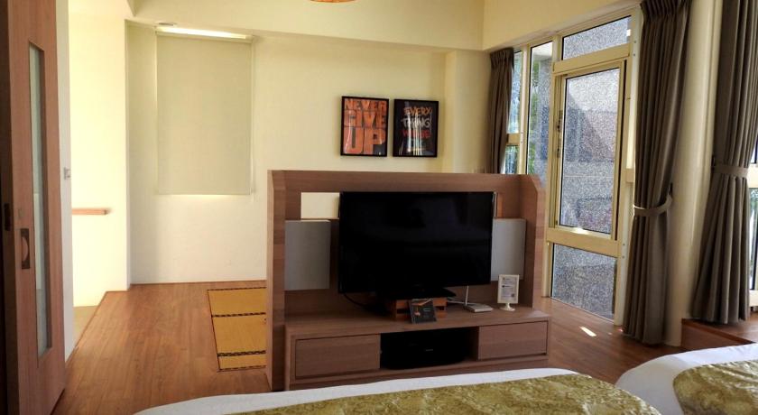 Image of Quad (2 Double Beds) 8