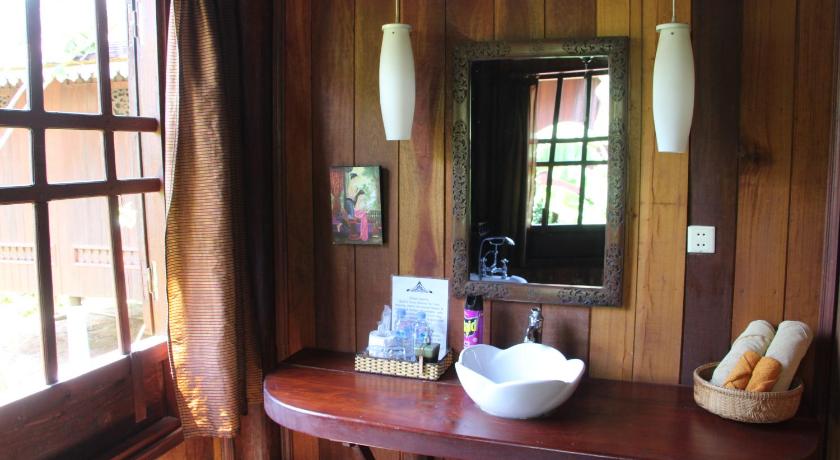 Image of Superior Suite Double Room 8