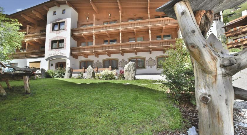 Ferienhof zur Sonne — Hotel in Hintertux Glacier