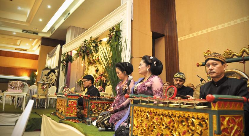 Pandanaran Hotel - image 35