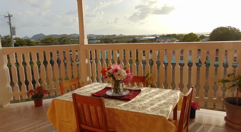 Image of Sea View Suite 0
