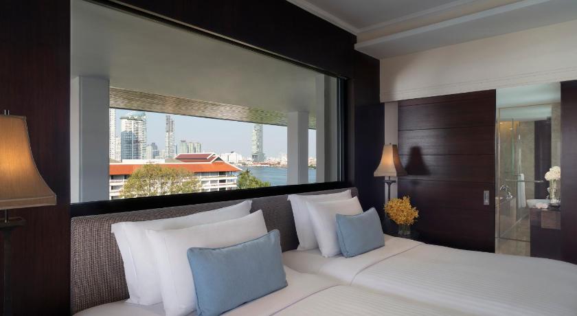 Image of Junior River View Suite 5