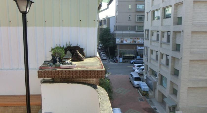 Tainan Travel Inn photo