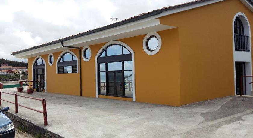 Pension El Tabanu — Hotel in Llanes