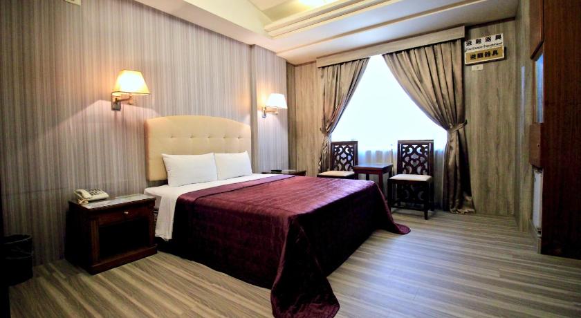 Image of Delicate Room 3