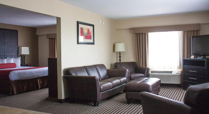 Best Western Plus West Akron Inn and Suites