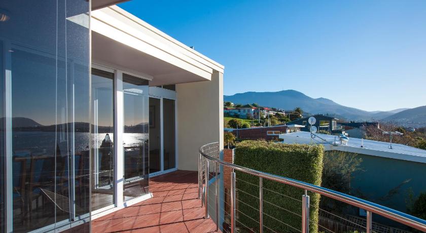 567 Sandy Bay photo