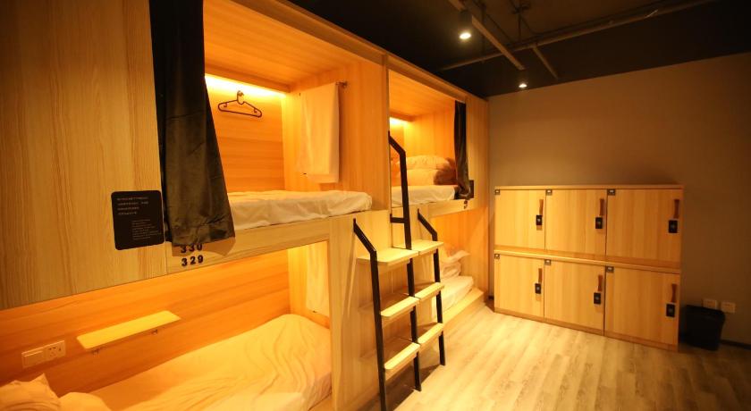 Image of Male Dormitory Room For 8 1