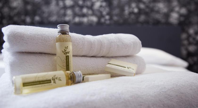 ローマ Suite Inn Rome 3つ星 ホテル レストラン