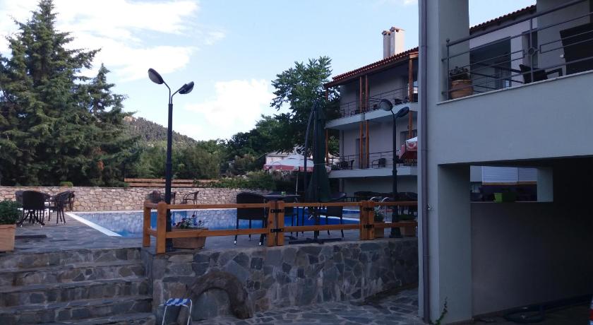 Hotel Athina — Hotel in Kiverion