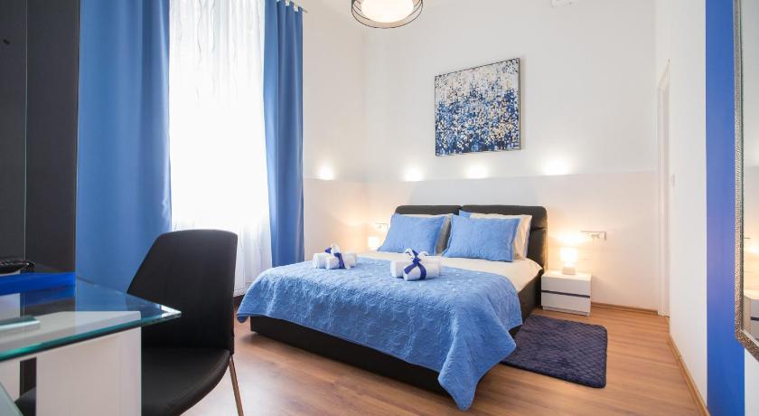 Image of Deluxe Apartment 0